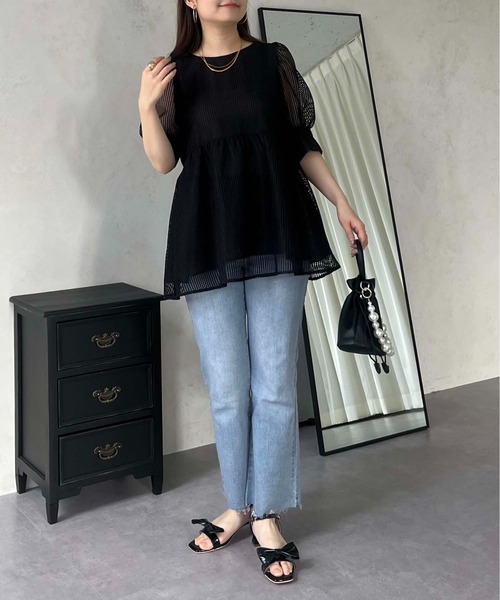 prose verse（プロズヴェール）の「パフスリーブスクエアメッシュペプラムブラウス（シャツ/ブラウス・レディース・オフホワイト/ブラック・MEDIUM）」の15枚目の写真