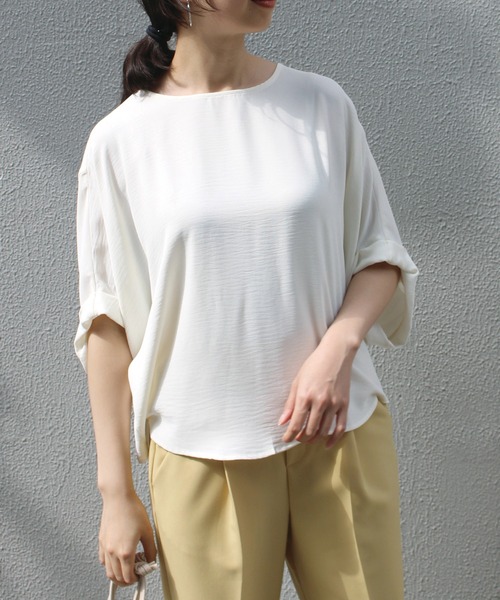 INCEDE（インシード）の「ドルマンスリーブ バックタックブラウス（シャツ/ブラウス・レディース・オフホワイト/ブラック/カーキ/グレイッシュベージュ/カーキブラウン/ネイビー/ライトグリーン/ベージュ/ブラウン・3L/4L/LL/M/L）」の12枚目の写真