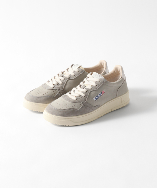 AUTRY(オートリー)の「【AUTRY / オートリ】MEDALIST LOW MIX SUEDE XS04(スニーカー・メンズ・ライトグレー・44/43/42/41)」の1枚目の写真