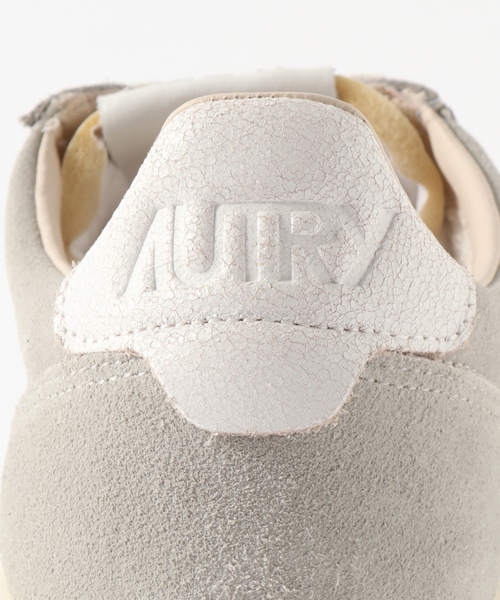AUTRY(オートリー)の「【AUTRY / オートリ】MEDALIST LOW MIX SUEDE XS04(スニーカー・メンズ・ライトグレー・44/43/42/41)」の9枚目の写真