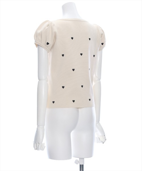 clear（クリア）の「ハート刺繍スクエアネック半袖ニットトップス（ニット/セーター・レディース・ピンク/ブラック/サックスブルー/アイボリー・F）」の15枚目の写真