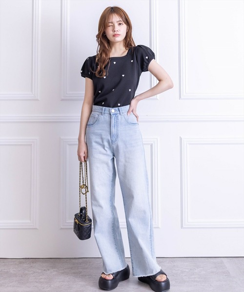 clear（クリア）の「ハート刺繍スクエアネック半袖ニットトップス（ニット/セーター・レディース・ピンク/ブラック/サックスブルー/アイボリー・F）」の19枚目の写真