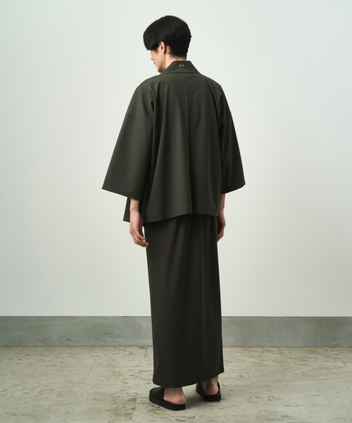 和ROBE(ワローブ)の「WA Y SHIRT ( SUMMER )(シャツ/ブラウス・メンズ・スミクロ/チャコール/グリーン/ブラック/ダークネイビー・2/3)」の13枚目の写真