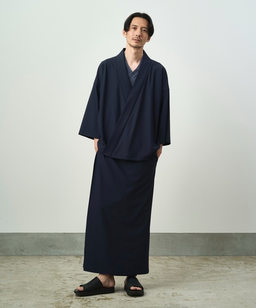 和ROBE(ワローブ)の「WA Y SHIRT ( SUMMER )(シャツ/ブラウス・メンズ・スミクロ/チャコール/グリーン/ブラック/ダークネイビー・2/3)」の7枚目の写真