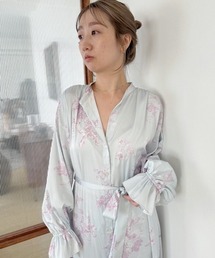 SNIDELHOME UVサテン フリルロングワンピース 85101614b_1_d_215.jpg