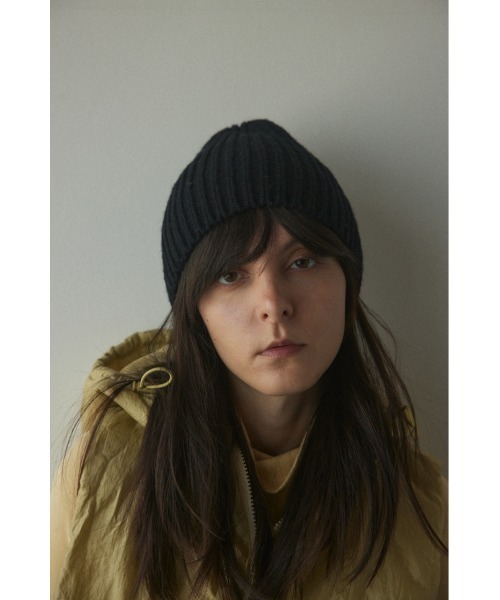 BLACK BY MOUSSY(ブラックバイマウジー)の「knit hat(ニットハット)(ニットキャップ/ビーニー・レディース・ブラック/カーキ/グレー/パープル・FREE)」の2枚目の写真