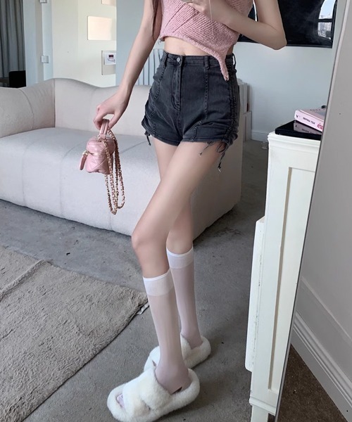 FREE STYLISTS（フリー スタイリスト）の「サイド紐シャーリングショート丈デニムパンツ（デニムパンツ・レディース・ブラック/ブルー/スミクロ・S/M/L/2XL/XL）」の16枚目の写真