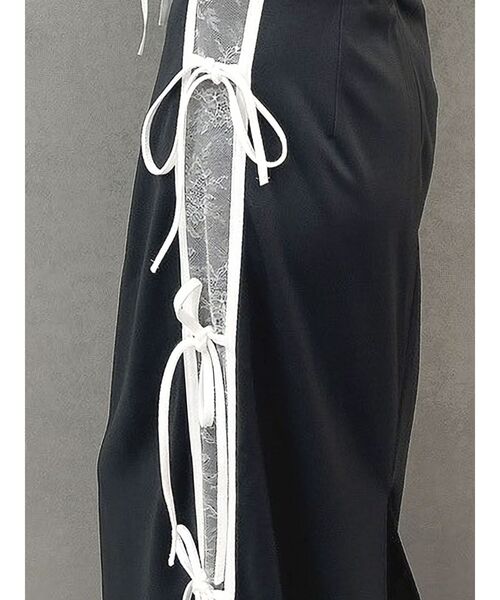 dazzlin（ダズリン）の「サイドレースリボントラックスカート（スカート・レディース・パープル/オフホワイト/チャコールグレー・SMALL/MEDIUM）」の13枚目の写真