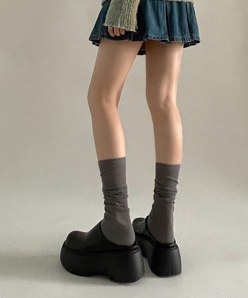 ALTROSE（アルトローズ）の「6.7cm ボリュームソール 厚底 サボサンダル / クロッグサンダル（サンダル・レディース・ブラウン/ブラック・M/L）」の7枚目の写真