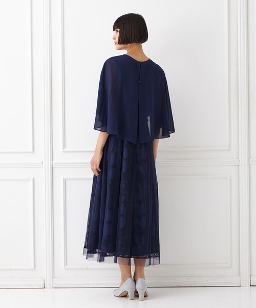 AIMER（エメ）の「ケープ付きチュールレース刺繍パーティー