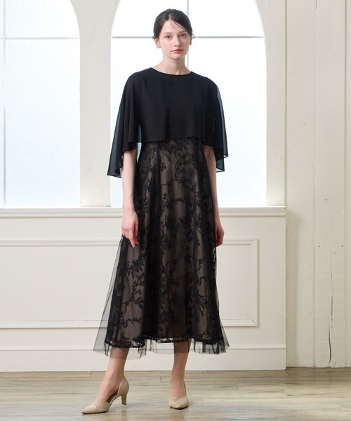 AIMER（エメ）の「ケープ付きチュールレース刺繍パーティードレス　結婚式　お呼ばれ　ドレス　20代 30代 40代 50代（ドレス・レディース・ネイビー/ブラック・MEDIUM/LARGE/X-LARGE）」の4枚目の写真