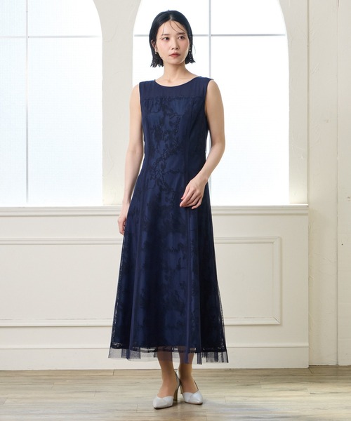 AIMER（エメ）の「ケープ付きチュールレース刺繍パーティードレス　結婚式　お呼ばれ　ドレス　20代 30代 40代 50代（ドレス・レディース・ネイビー/ブラック・MEDIUM/LARGE/X-LARGE）」の10枚目の写真