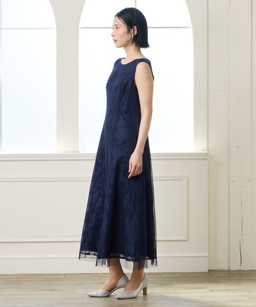 AIMER（エメ）の「ケープ付きチュールレース刺繍パーティードレス　結婚式　お呼ばれ　ドレス　20代 30代 40代 50代（ドレス・レディース・ネイビー/ブラック・MEDIUM/LARGE/X-LARGE）」の11枚目の写真