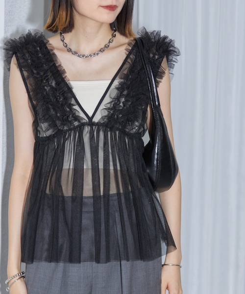 leimn（レイムン）の「Vネックフリルチュールベスト（ベスト・レディース・ライトグレー/ブラック/アイボリー・M）」の3枚目の写真