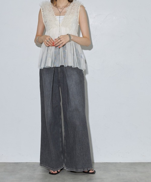 leimn（レイムン）の「Vネックフリルチュールベスト（ベスト・レディース・ライトグレー/ブラック/アイボリー・M）」の8枚目の写真