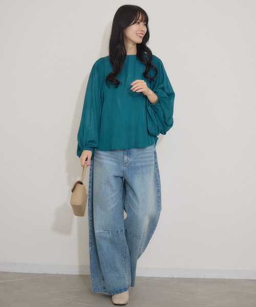 KATHARINE ROSS(キャサリンロス)の「【KATHARINE ROSS】キュプラ混ステッチギャザーブラウス(シャツ/ブラウス・レディース・グリーン/ブラック・MEDIUM)」の4枚目の写真