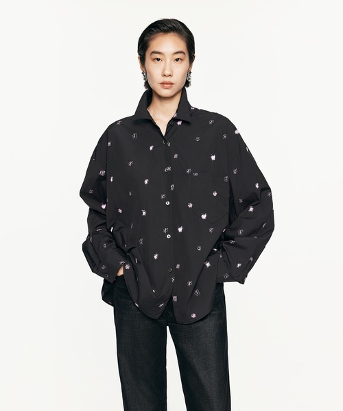 【セール】3D Butterfly Embroidered Shirt / バタフライシャツ(シャツ/ブラウス)|JNBY(ジェーエヌビーワイ) 【セール】3D Butterfly Embroidered Shirt / バタフライシャツ(シャツ/ブラウス)|JNBY(ジェーエヌビーワイ)