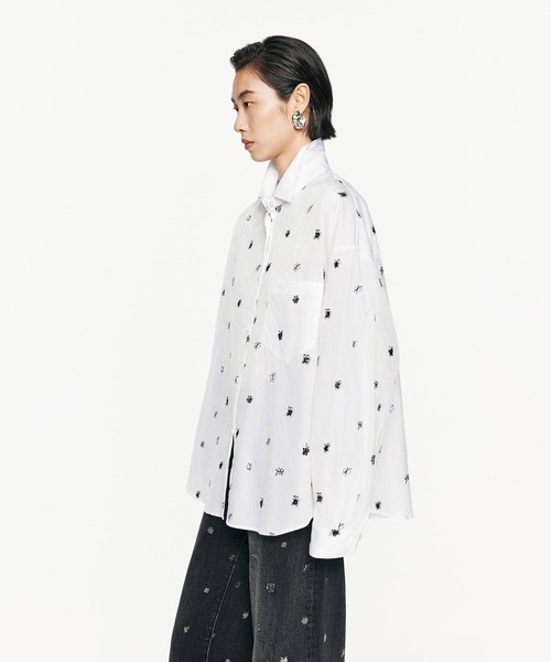 【セール】3D Butterfly Embroidered Shirt / バタフライシャツ(シャツ/ブラウス)|JNBY(ジェーエヌビーワイ) 【セール】3D Butterfly Embroidered Shirt / バタフライシャツ(シャツ/ブラウス)|JNBY(ジェーエヌビーワイ)
