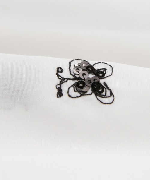 【セール】3D Butterfly Embroidered Shirt / バタフライシャツ(シャツ/ブラウス)|JNBY(ジェーエヌビーワイ) 【セール】3D Butterfly Embroidered Shirt / バタフライシャツ(シャツ/ブラウス)|JNBY(ジェーエヌビーワイ)