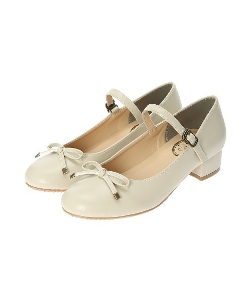 F i.n.t（フィント）の「【WEB限定SS,LLサイズあり】ストラップ付リボンバレエシューズ/fint　フィント（パンプス・レディース・ピンク/ブラウン/ブラック/クリーム・SS/LL/L/M/S）」の6枚目の写真