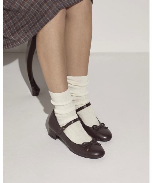 F i.n.t（フィント）の「【WEB限定SS,LLサイズあり】ストラップ付リボンバレエシューズ/fint　フィント（パンプス・レディース・ピンク/ブラウン/ブラック/クリーム・SS/LL/L/M/S）」の20枚目の写真