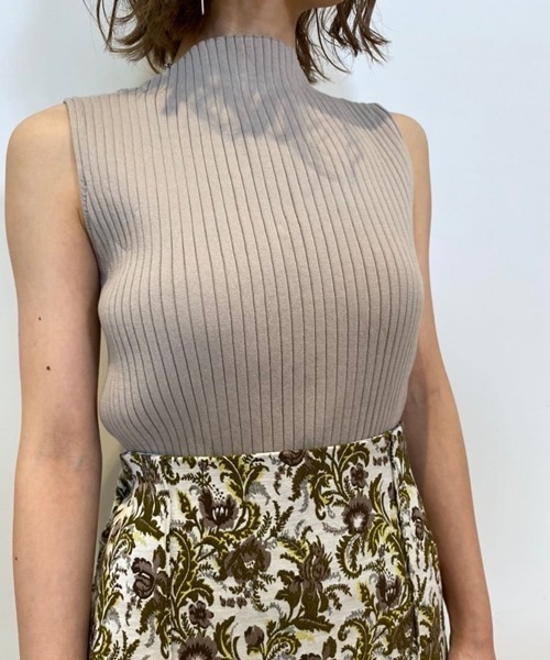 Mila Owen アンサンブルノースリーブラメニット ミラオーウェン Mila Owen アンサンブルラメニットノースリーブ - メルカリ