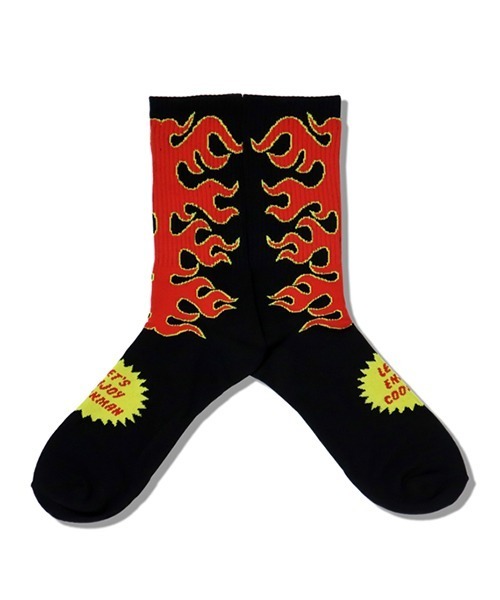 COOKMAN(クックマン)の「Cookman クックマン ソックス Crew Socks Flame ファイアーパターン ソックス(ソックス/靴下・メンズ・ブラック×グレー/ブラック×ホワイト/ブルー/ホワイト×ブラック/ブラック×レッド/ブラック×ブラック/ブラック×ブルー・FREE)」の5枚目の写真