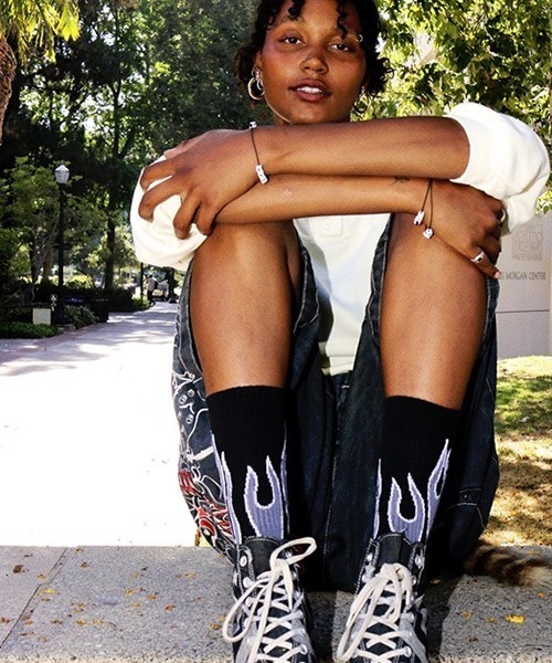 COOKMAN(クックマン)の「Cookman クックマン ソックス Crew Socks Flame ファイアーパターン ソックス(ソックス/靴下・メンズ・ブラック×グレー/ブラック×ホワイト/ブルー/ホワイト×ブラック/ブラック×レッド/ブラック×ブラック/ブラック×ブルー・FREE)」の19枚目の写真