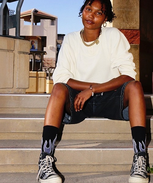 COOKMAN(クックマン)の「Cookman クックマン ソックス Crew Socks Flame ファイアーパターン ソックス(ソックス/靴下・メンズ・ブラック×グレー/ブラック×ホワイト/ブルー/ホワイト×ブラック/ブラック×レッド/ブラック×ブラック/ブラック×ブルー・FREE)」の21枚目の写真