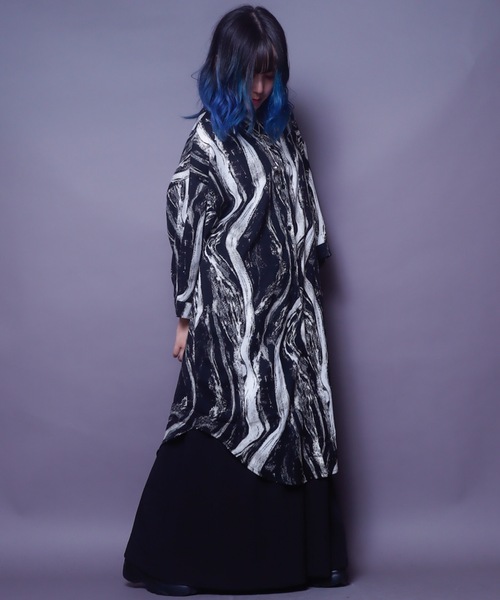 rovtski(ロフトスキー)の「マーブル模様ロングブラウス(シャツ/ブラウス・レディース・ブラック・FREE)」の4枚目の写真