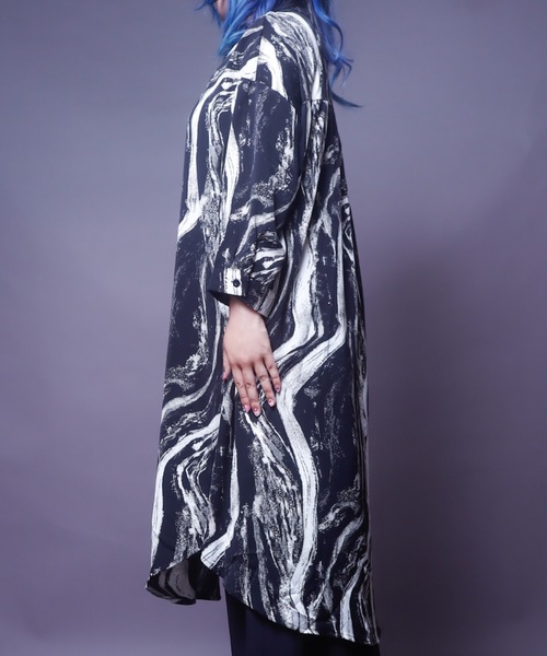 rovtski(ロフトスキー)の「マーブル模様ロングブラウス(シャツ/ブラウス・レディース・ブラック・FREE)」の6枚目の写真