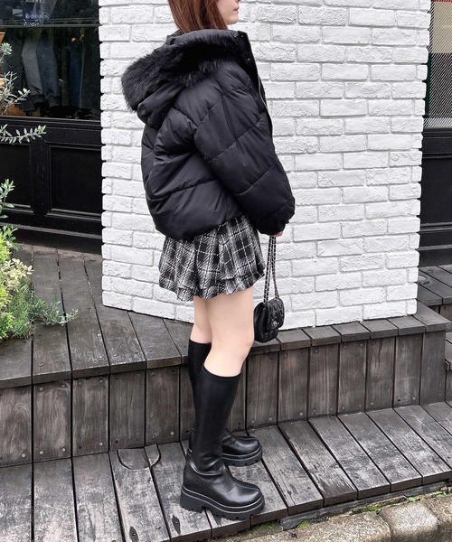 INGNI（イング）の「ファー付フード取り外し／中綿ジャケット（ダウンジャケット/コート・レディース・アイボリー/ブラック/グレー系その他・M）」の19枚目の写真