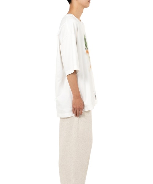 Maison MIHARA YASUHIRO(メゾンミハラヤスヒロ)の「LEON Printed T-shirt(Tシャツ/カットソー・メンズ・ホワイト/ブラック・44/48/46)」の7枚目の写真