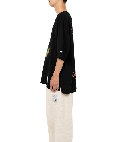 Maison MIHARA YASUHIRO(メゾンミハラヤスヒロ)の「LEON Printed T-shirt(Tシャツ/カットソー・メンズ・ホワイト/ブラック・44/48/46)」の13枚目の写真