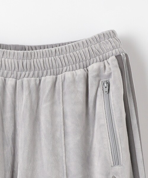 adidas Originals（アディダスオリジナルス）の「＜adidas Originals＞ ベッケンバウアー ベロア トラック パンツ（その他パンツ・メンズ・グレー/ネイビー/ベージュ・S/M/L）」の5枚目の写真