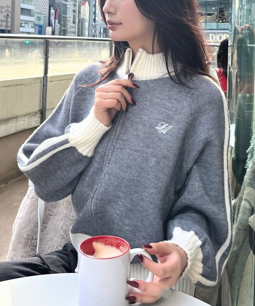 FOREVER 21（フォーエバー トゥエンティーワン）の「【2024FW】トラックジップニット（ニット/セーター・レディース・グレー/ネイビー/ベージュ・FREE）」の2枚目の写真