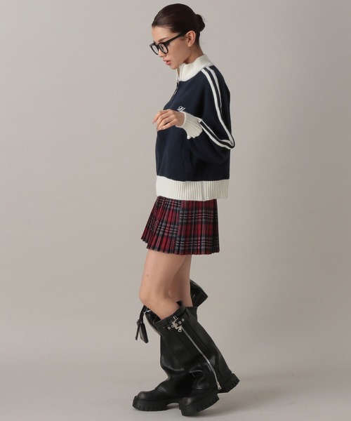 FOREVER 21（フォーエバー トゥエンティーワン）の「【2024FW】トラックジップニット（ニット/セーター・レディース・グレー/ネイビー/ベージュ・FREE）」の5枚目の写真