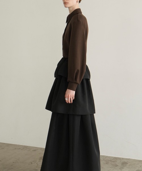 CLANE（クラネ）の「CLANE POWER SHOULDER POLO TOPS 17105-1292（ポロシャツ・レディース・オフホワイト/ブラウン/ブラック・1）」の21枚目の写真