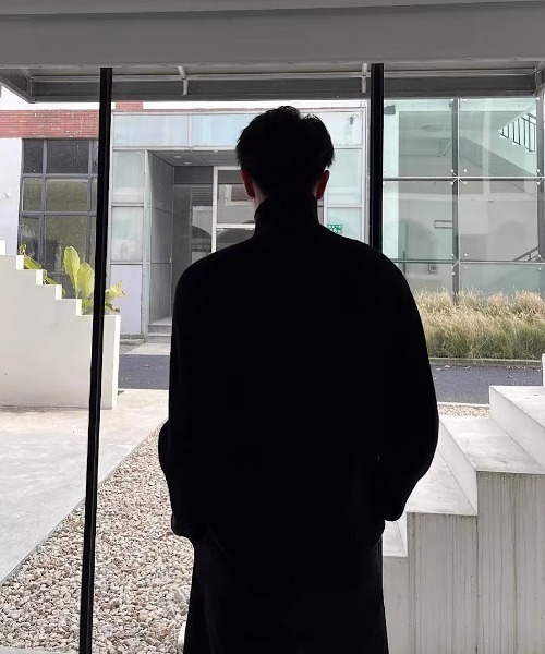 H.TOKYO（エイチトウキョウ）の「ハイネックニット（ニット/セーター・メンズ・グレー/ブラック・XX-LARGE/X-LARGE/LARGE/MEDIUM）」の4枚目の写真