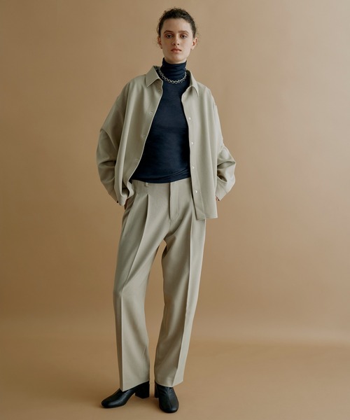 kiehtova（キエトヴァ）の「【kiehtova】FORM PANTS/フォーム パンツ KTWR17（スラックス・レディース・ベージュ/ブラック・M/L）」の4枚目の写真