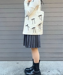 hugi（ハギ）の「RIBBON TOTE/リボントートバッグ（トートバッグ）」