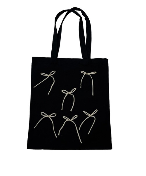 hugi(ハギ)の「RIBBON TOTE/リボントートバッグ(トートバッグ・レディース・ホワイト/ブラック・FREE)」の13枚目の写真