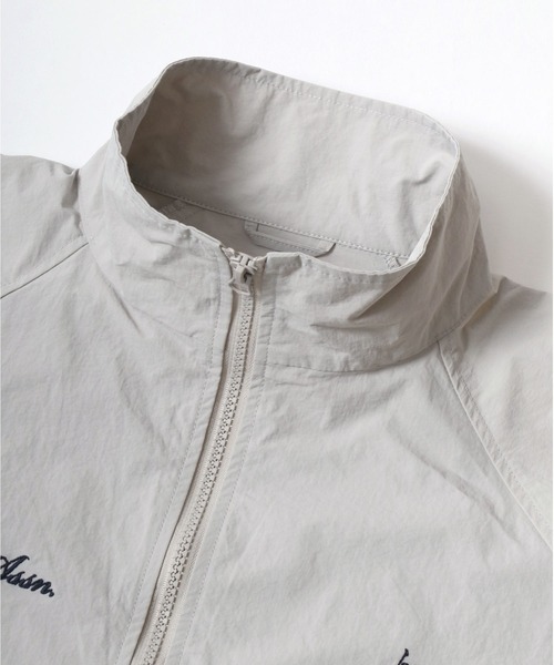 U.S. POLO ASSN.(ユーエスポロアッスン)の「U.S. POLO ASSN./ユーエスポロアッスン Nylon Track Jacket/オーバーサイズ ナイロン ブロークコア ジップアップ トラックジャケット/アノラックジャケット/レディース メンズ(ナイロンジャケット・メンズ・カーキ/ブラック/ライトグレー/ネイビー・M/L/LL)」の19枚目の写真