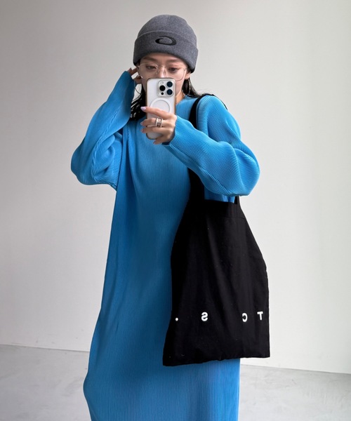 wee9s（ウィークス）の「【セルフカット可能】daily daily super stretch crew neck pleats one piece / デイリーデイリースーパーストレッチクルーネックプリーツワンピース（ワンピース・レディース・アッシュグレー/スカイブルー/ブラック/レッド/ネイビー/ボルドー/アイボリー/ダークグリーン/ブルー/ライトブルー・FREE/LONG）」の15枚目の写真