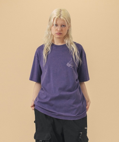 XLARGE（エクストララージ）の「MONKEY WRENCHERS S/S TEE（Tシャツ/カットソー・メンズ・パープル/ホワイト/ブラック・S/M/L/XL）」の7枚目の写真