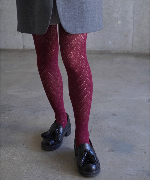 SWEDISH STOCKING（スウェディッシュストッキングス）の「Ina Pointelle Tights Red Mahogany（タイツ/ストッキング・レディース・バーガンディー・M/S）」の4枚目の写真