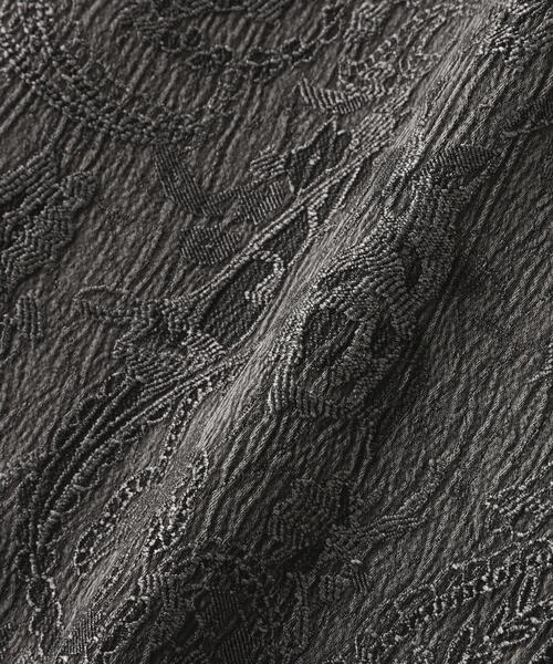 Chica（チカ）の「Chica/チカ/フローラル ジャガード ピグメント ボンバージャケット（ブルゾン・レディース・ブラック・L）」の12枚目の写真