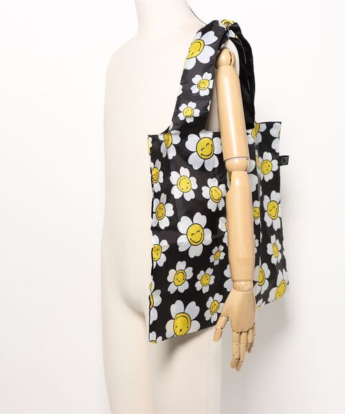 LOQI（ローキー）の「【LOQI/ローキー】SMILEY/JP エコバッグ (リサイクル)（エコバッグ/サブバッグ・レディース・ピンク系その他/ブルー系その他/ブラック系その他・-）」の11枚目の写真