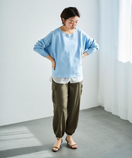 le.coeur blanc（ルクールブラン）の「《手洗い可能》ミラノリブ裾ラウンドプルオーバー（ニット/セーター・レディース・ブルー/ネイビー/ピンク/ホワイト・38）」の11枚目の写真