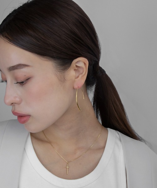 abaskdesign（アバスクデザイン）の「金属アレルギー対応 カーブラインフックピアス（ピアス（両耳用）・レディース・シルバー/ゴールド・FREE）」の4枚目の写真